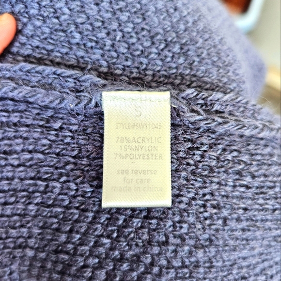 Active USA Women's Long Dusty Blue Sweater Vest - Picture 7 of 7